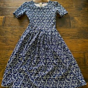 Lularoe Amelia dress, XXS. Dress with pockets!